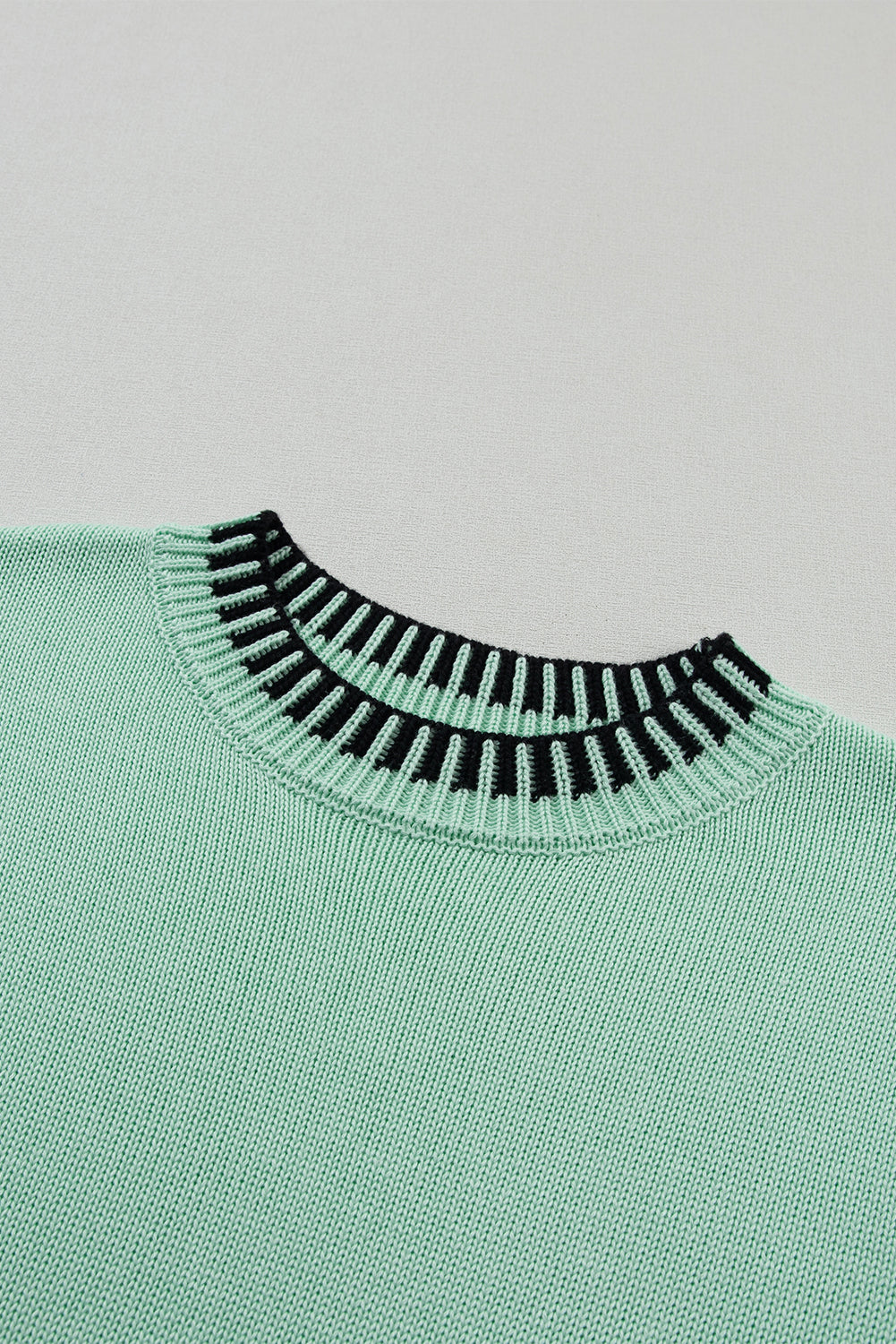 White Contrast Trim Round Neck Batwing Sleeve Knitted Top