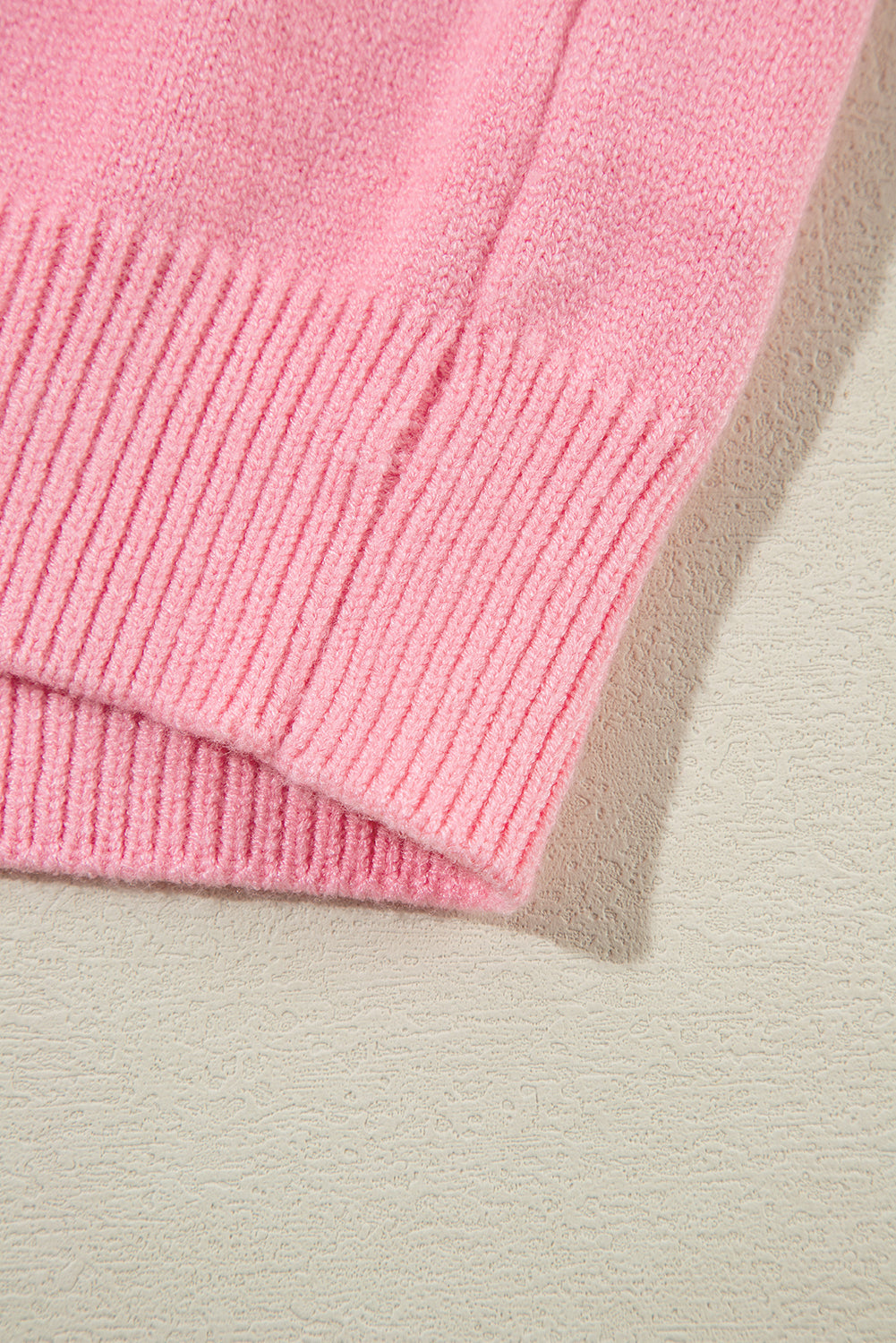 White Flower Detail Knitted Notched Neck Sweater