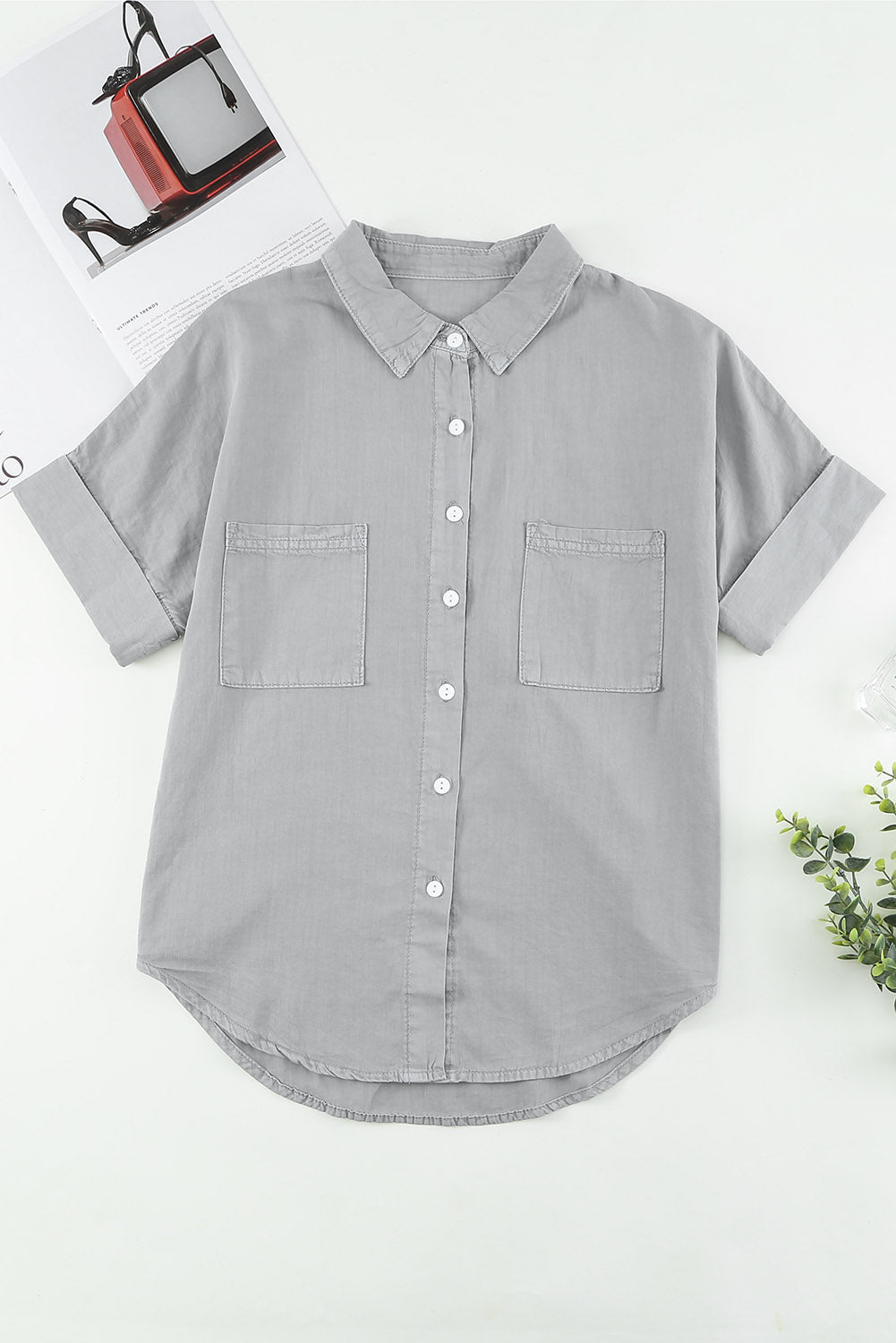 Green Turn-down Collar Short Sleeve Denim Shirt