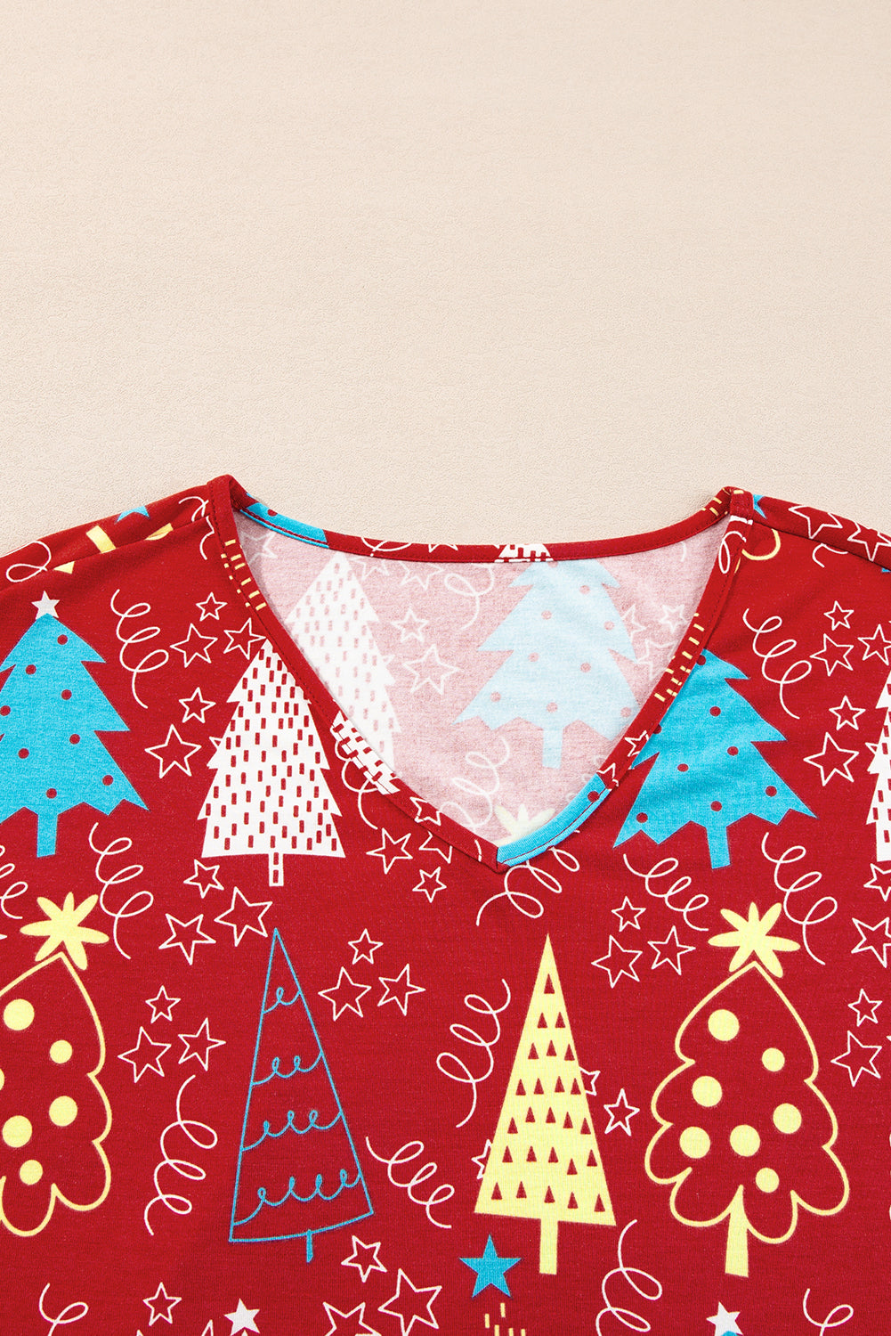 Green Christmas Tree Print V Neck Tee and Pants Lounge Set