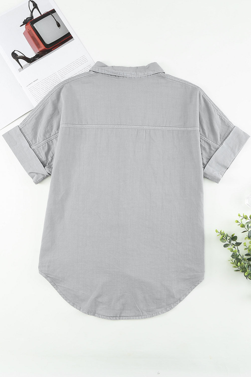 Green Turn-down Collar Short Sleeve Denim Shirt