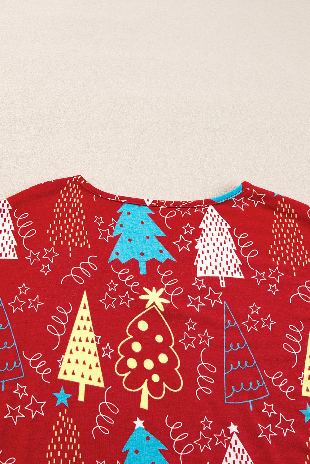 Green Christmas Tree Print V Neck Tee and Pants Lounge Set