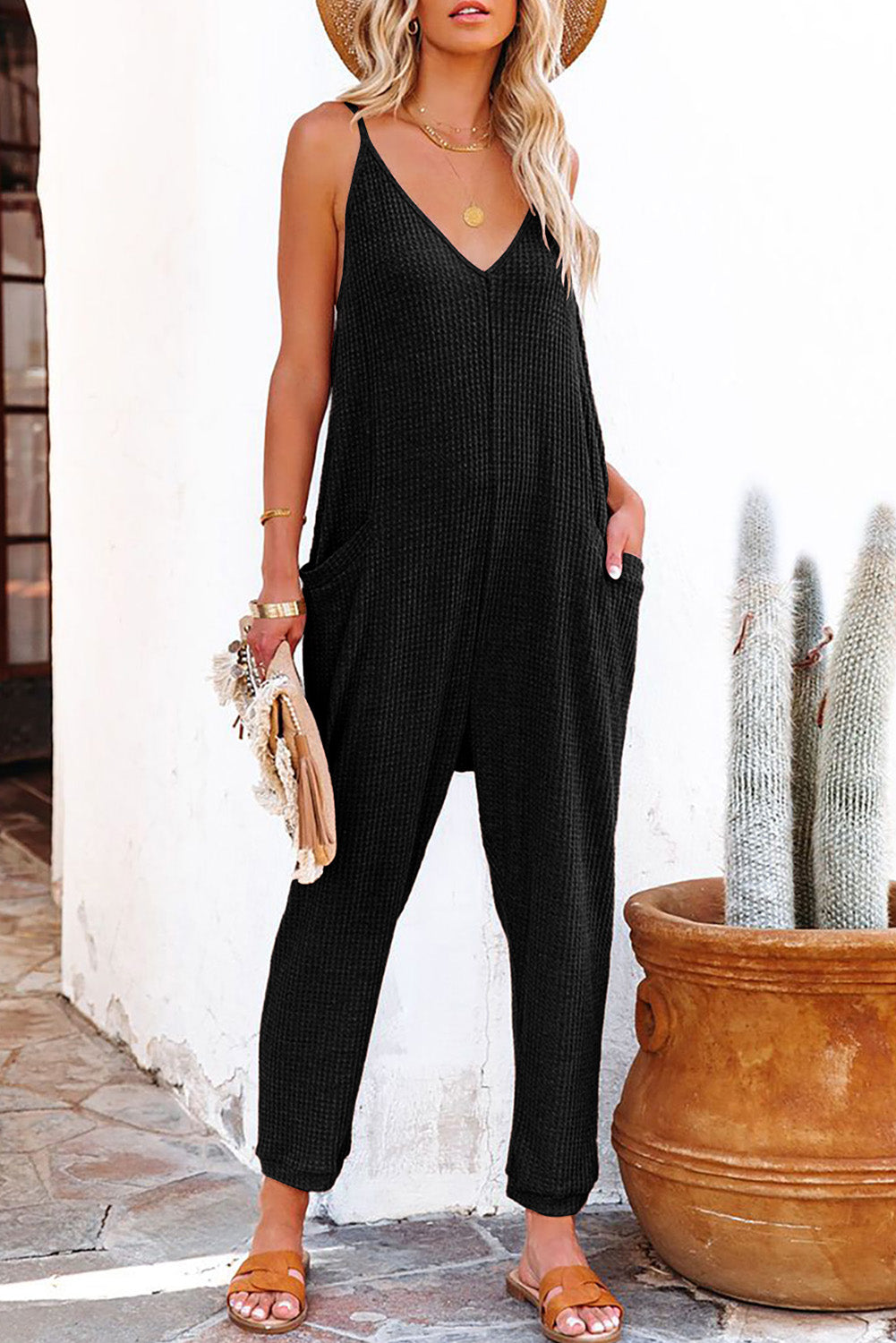 Gray Textured Sleeveless V-Neck Pocketed Casual Jumpsuit